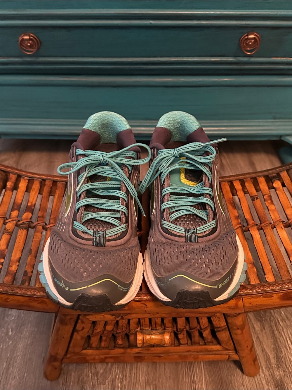 Brooks Ghost 9 Tennis Shoes, Women’s 7.5, Gray and Aqua/Teal - Good Condition!